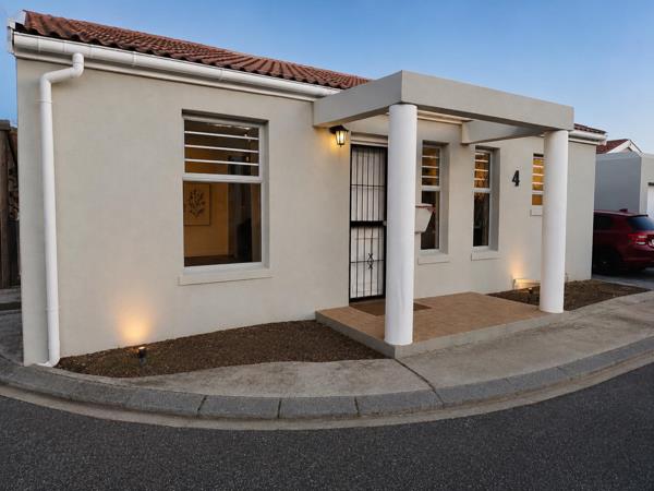 2 Bedroom House