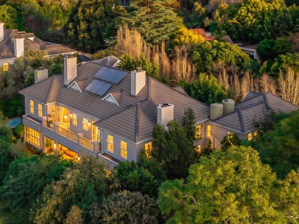 5 Bedroom House