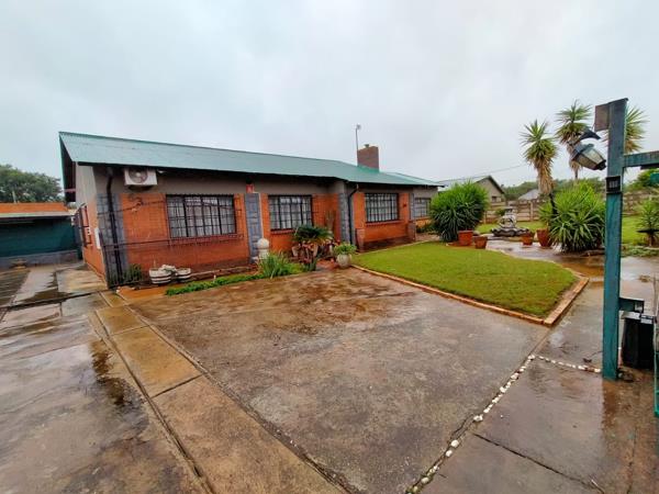 2 Bedroom House