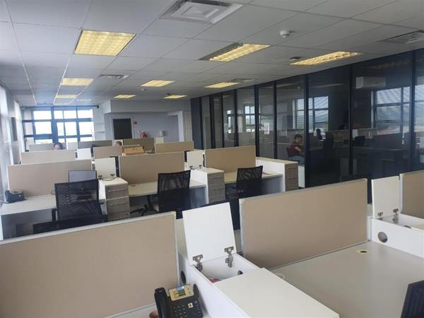 392 m² Office Space