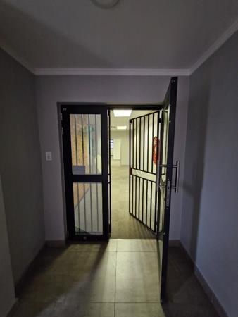 199.9 m² Commercial space