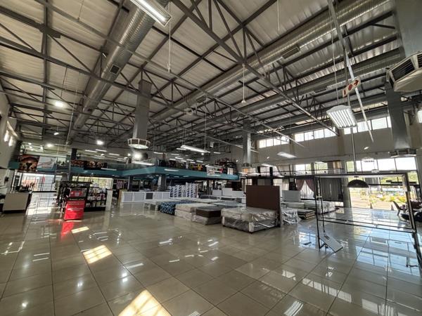 1 404 m² Commercial space