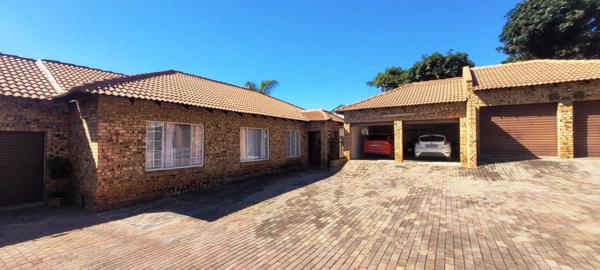 4 Bedroom Townhouse