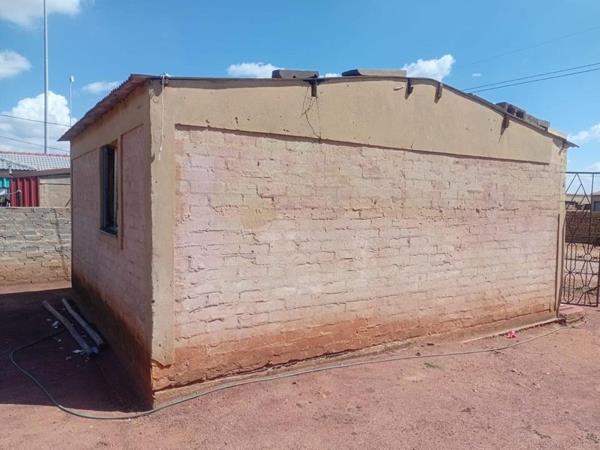 1 Bedroom House