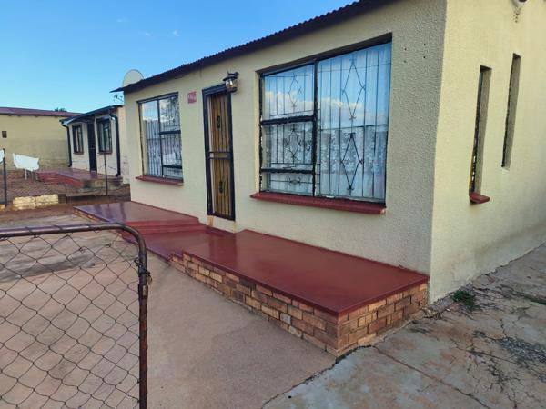 2 Bedroom House