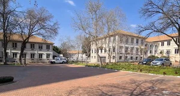 565.2 m² Office Space