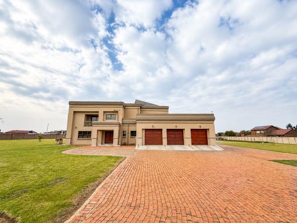 6 Bedroom House