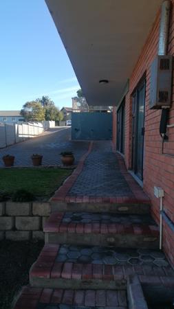 2 Bedroom Garden Cottage