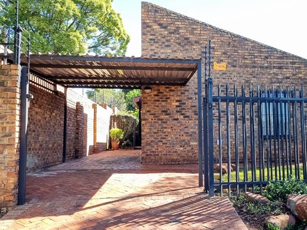 1 Bedroom Townhouse