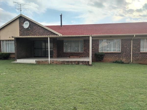 5 Bedroom House