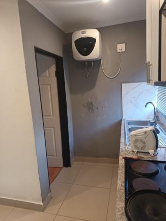 1 Bedroom Garden Cottage to rent in Norkem Park | RR4679615 | Private ...