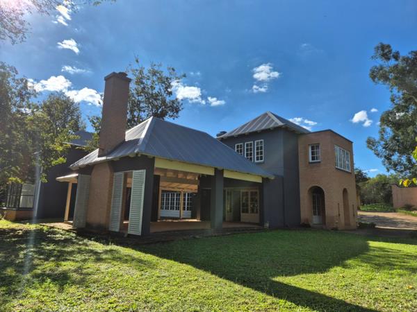 6 Bedroom House