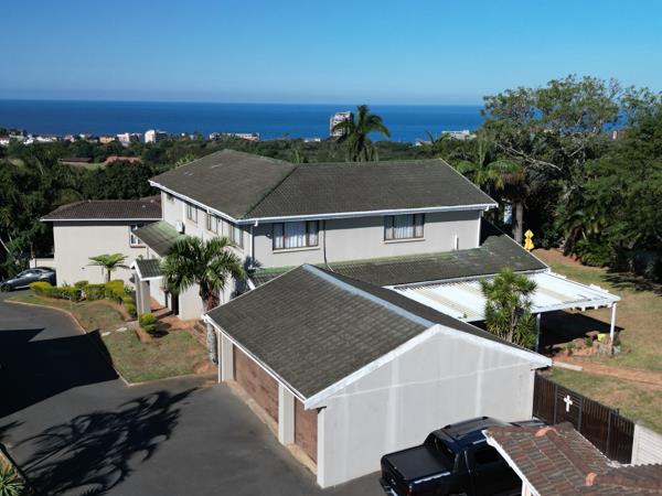 8 Bedroom Townhouse