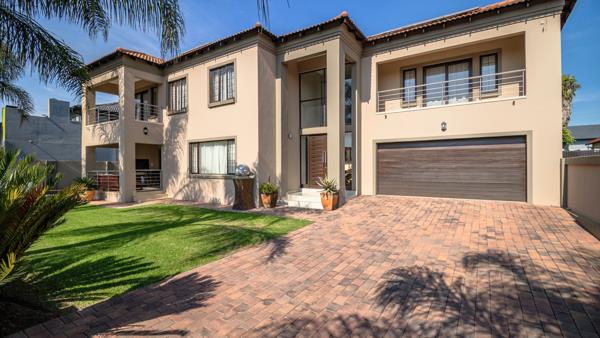 5 Bedroom House