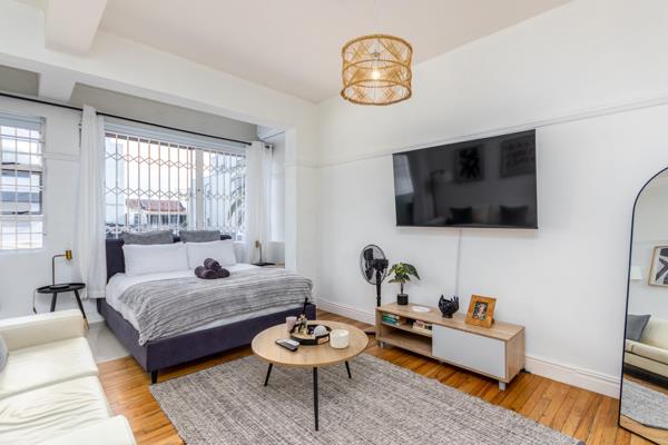 Studio Apartment