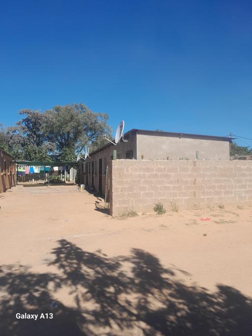 10 Bedroom House