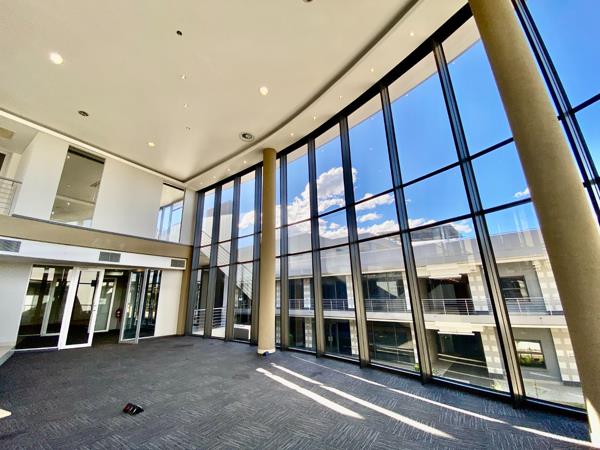 610 m² Office Space