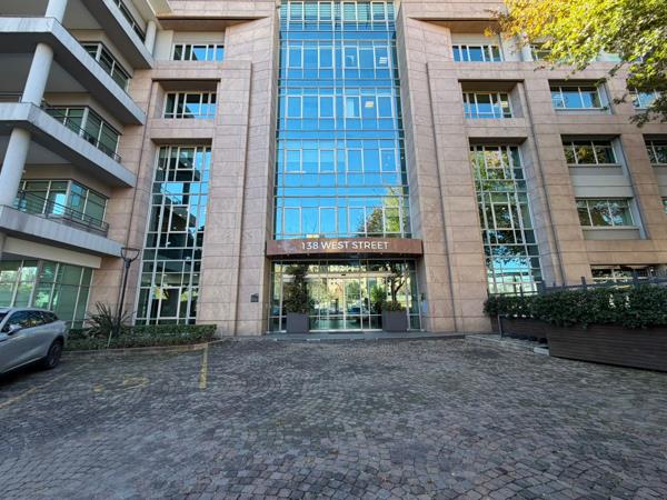 968 m² Commercial space