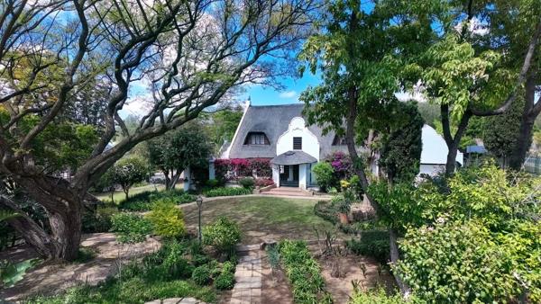 6 Bedroom House