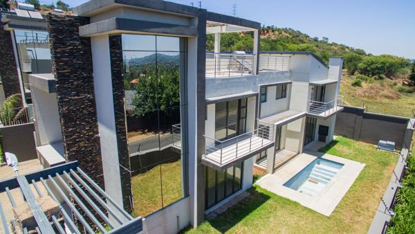 5 Bedroom House