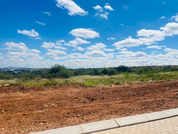 1 256 m² Land