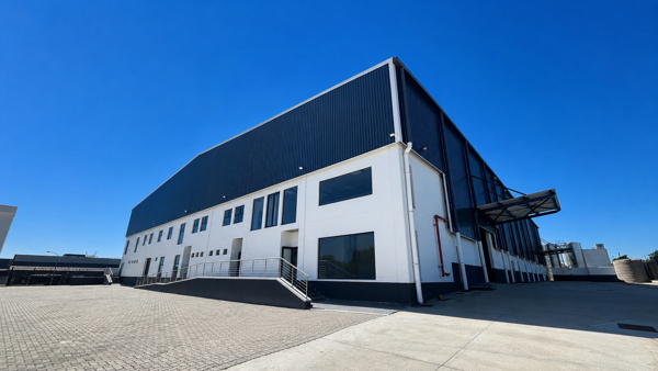 3 743 m² Industrial space