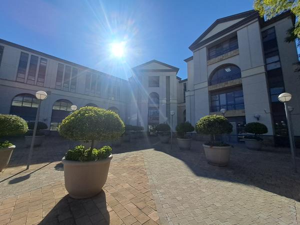 1 575 m² Commercial space
