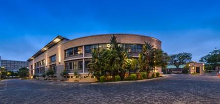 5 048 m² Commercial space