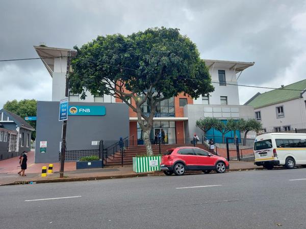 109 m² Commercial space