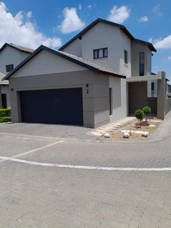 3 Bedroom Cluster