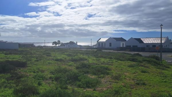 781 m² Land