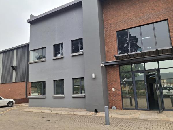 4 893 m² Industrial space