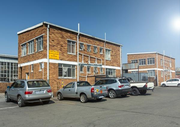 571 m² Industrial space