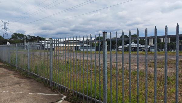 2 000 m² Commercial space