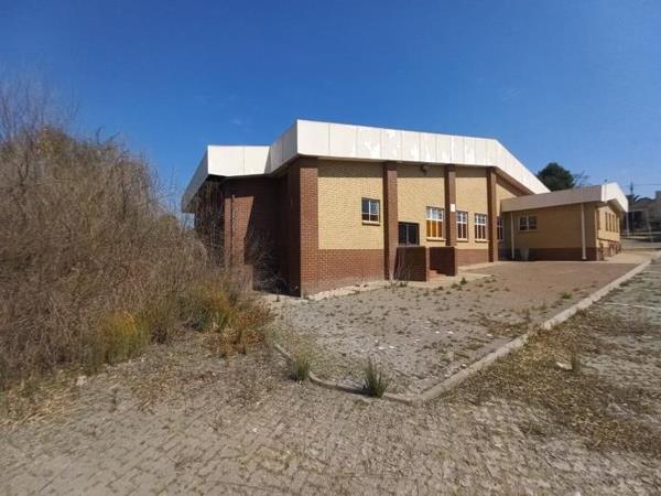 430 m² Commercial space
