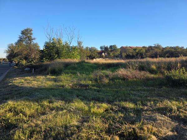 1 931 m² Land