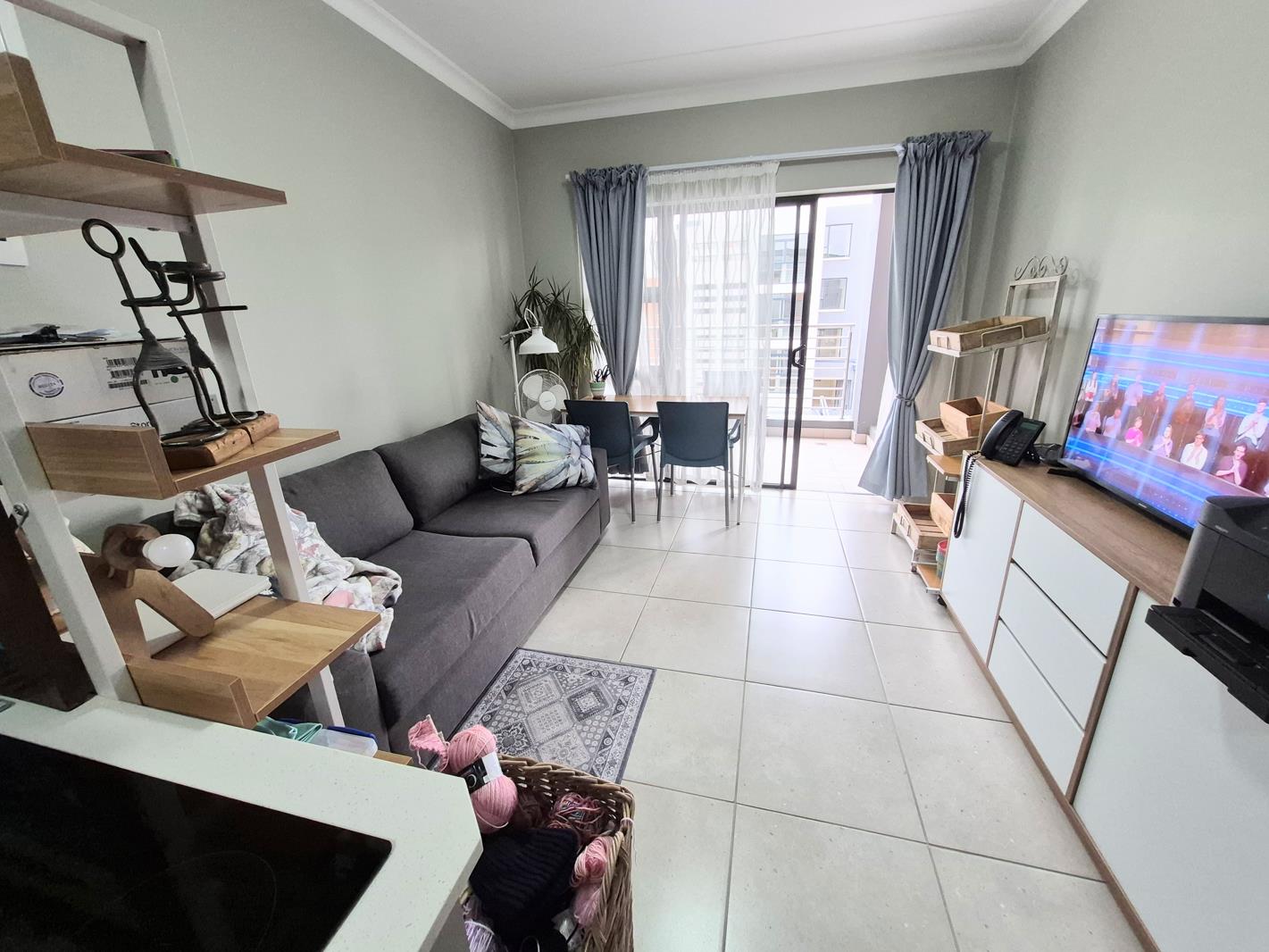 1 Bedroom Apartment in Waterkloof
