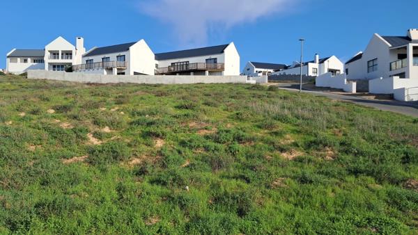 743 m² Land