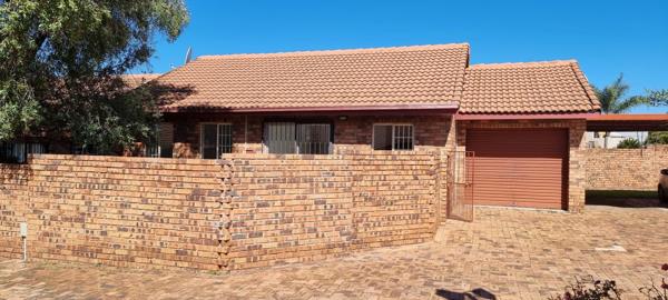 2 Bedroom Simplex