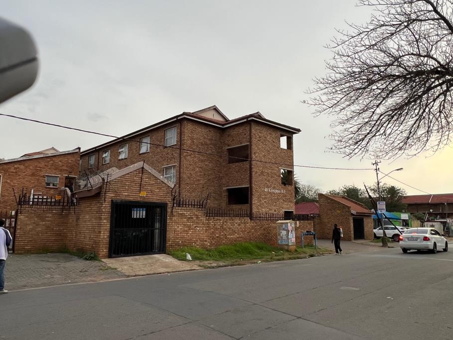 1 Bedroom Townhouse