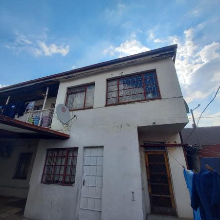 7 Bedroom House