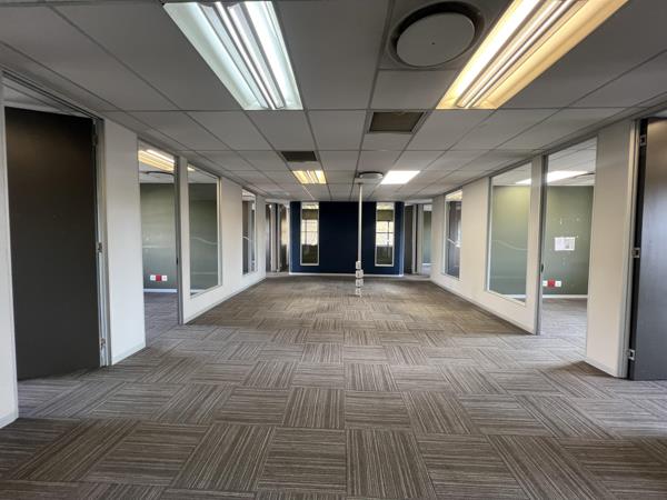 1 225 m² Commercial space