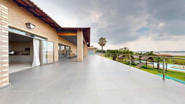 11 Bedroom House