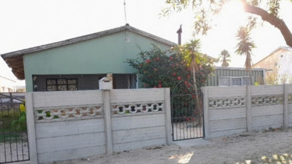 2 Bedroom House