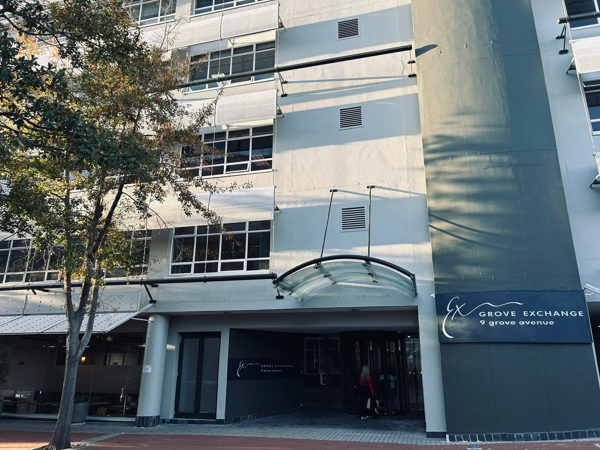 323 m² Commercial space