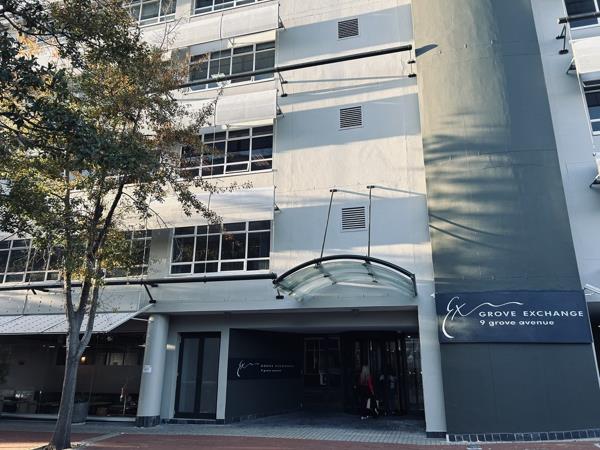 303 m² Commercial space