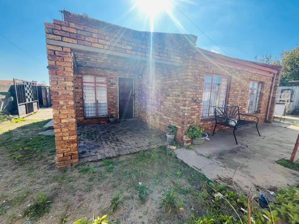 2 Bedroom House