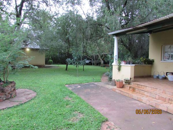 9.4 ha Smallholding