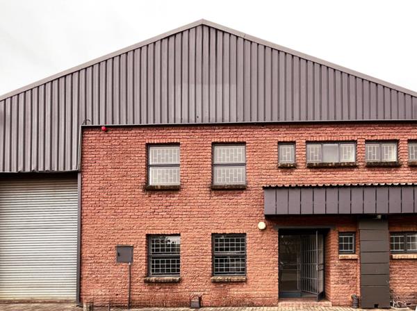 316 m² Industrial space