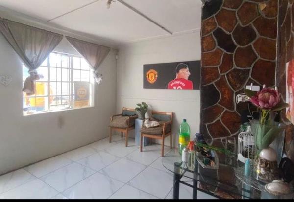 2 Bedroom House